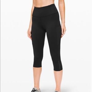 Lululemon Fast and Free Reflective Nulux Size 4